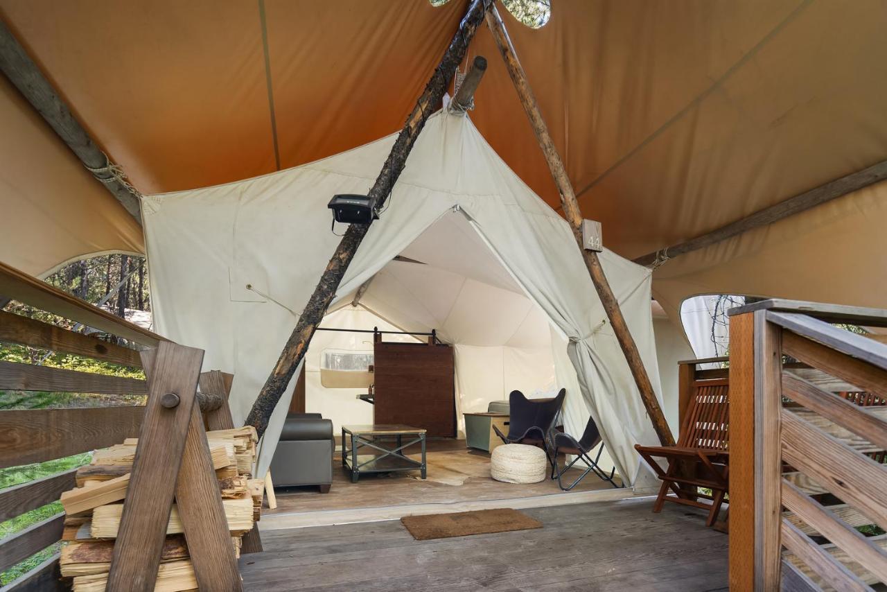 Under Canvas Glacier Coram المظهر الخارجي الصورة