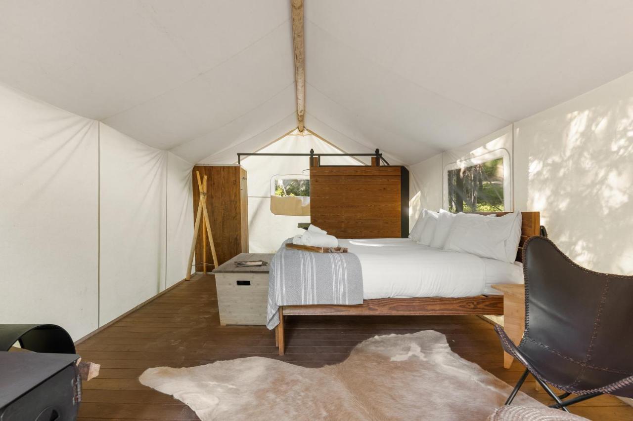 Under Canvas Glacier Coram المظهر الخارجي الصورة